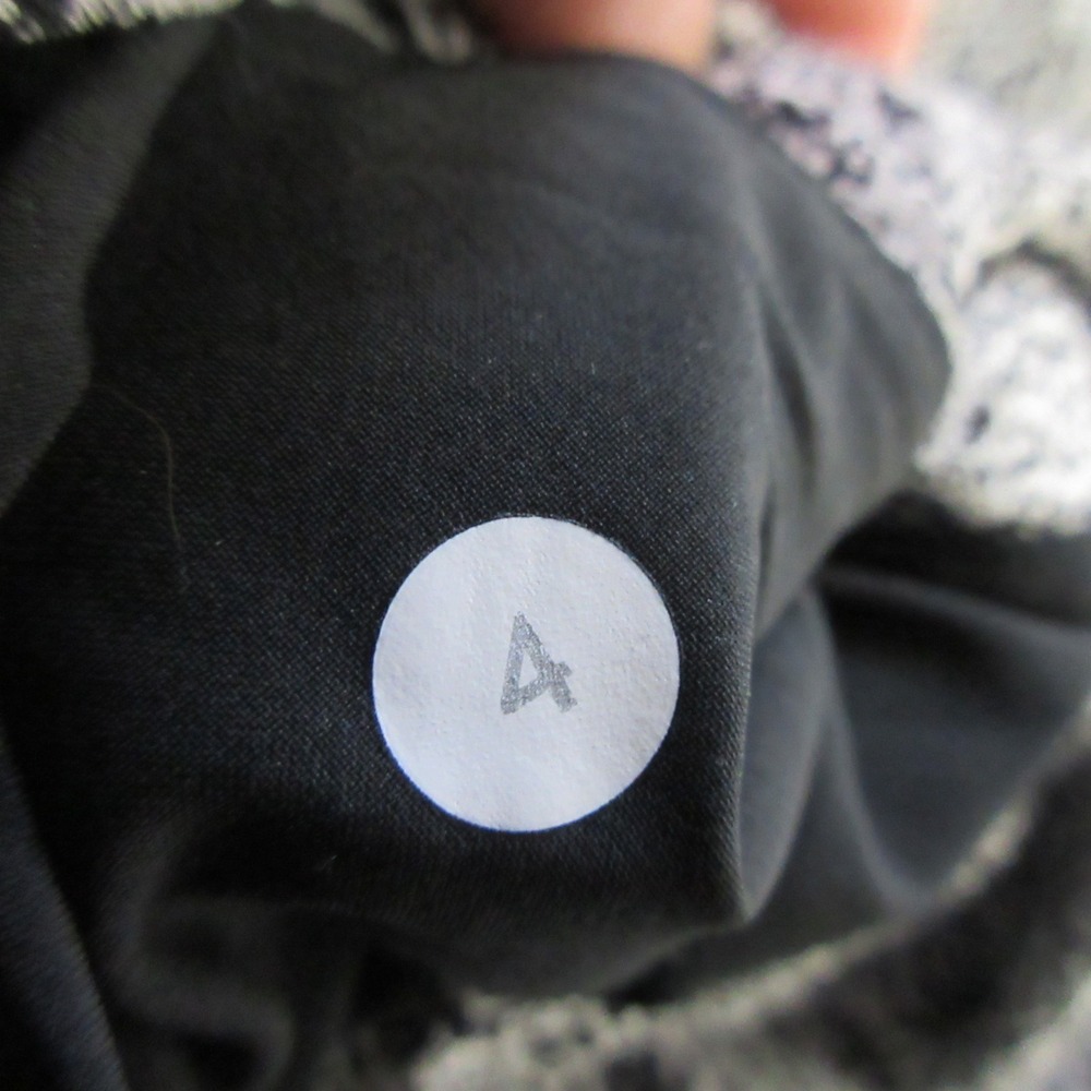 Lululemon Women's Jet Crop * Drawstring* Black White Textured Casual Pants Sz 4 - Picture 13 of 14